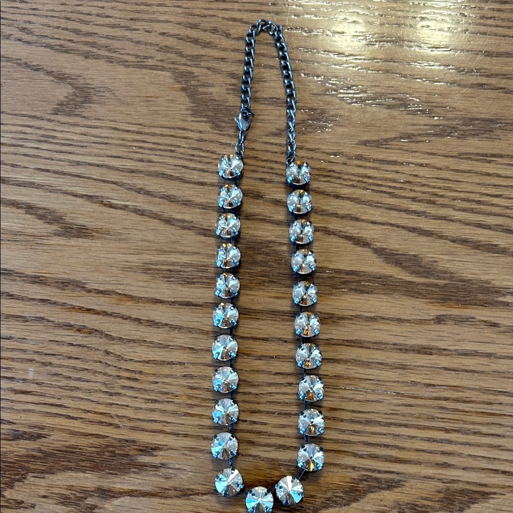 Elegant Crystal Necklace